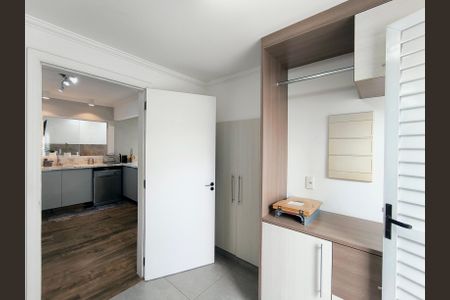 Casa de condomínio à venda com 173m², 4 quartos e 5 vagas