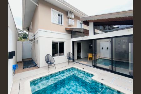 Casa de condomínio à venda com 173m², 4 quartos e 5 vagas
