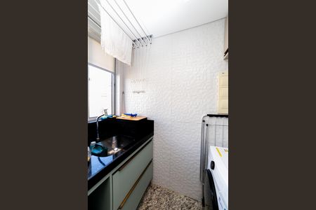 Apartamento para alugar com 56m², 2 quartos e 2 vagas Apartamento para alugar com 56m², 2 quartos e 2 vagasCozinha e Área de Serviço
