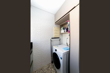Apartamento para alugar com 56m², 2 quartos e 2 vagas Apartamento para alugar com 56m², 2 quartos e 2 vagasCozinha e Área de Serviço