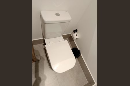 Studio para alugar com 31m², 1 quarto e 1 vaga Studio para alugar com 31m², 1 quarto e 1 vagaBanheiro