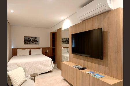 Studio para alugar com 31m², 1 quarto e 1 vaga Studio para alugar com 31m², 1 quarto e 1 vagaEstúdio