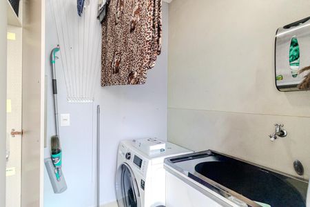 Apartamento à venda com 118m², 2 quartos e 1 vagaÁrea de Serviço