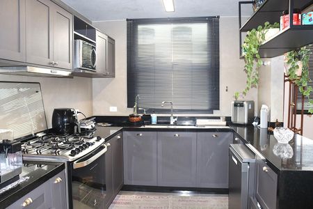 Apartamento à venda com 110m², 2 quartos e 1 vagaCozinha