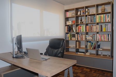 Apartamento à venda com 110m², 2 quartos e 1 vagaDormitório - Suíte