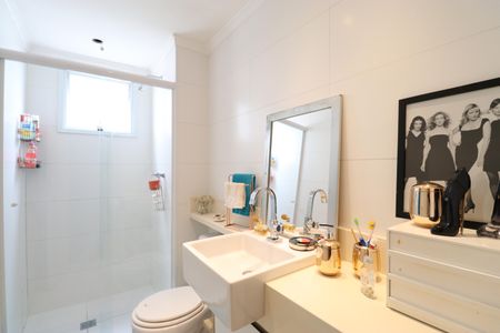 Apartamento à venda com 69m², 2 quartos e 1 vagaBanheiro da Suíte