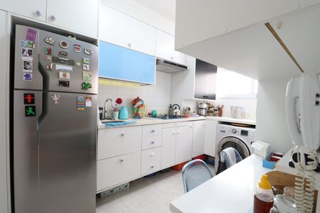 Apartamento à venda com 69m², 2 quartos e 1 vagaCozinha e Área de Serviço