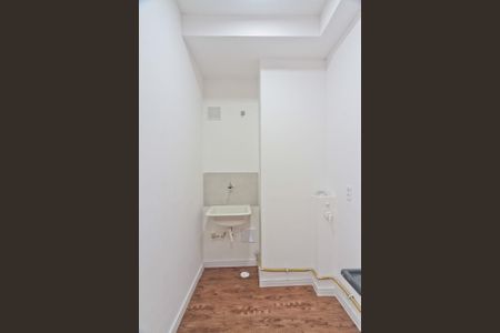 Apartamento para alugar com 46m², 2 quartos e 1 vaga Apartamento para alugar com 46m², 2 quartos e 1 vagaÁrea de Serviço