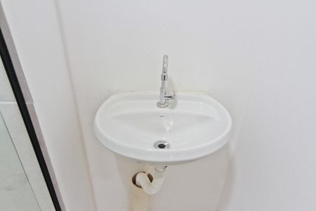 Apartamento para alugar com 46m², 2 quartos e 1 vaga Apartamento para alugar com 46m², 2 quartos e 1 vagaBanheiro