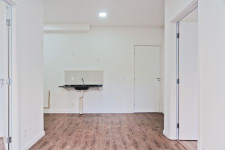 Sala de apartamento para alugar com 2 quartos, 46m² em Parque Pan Americano, São Paulo