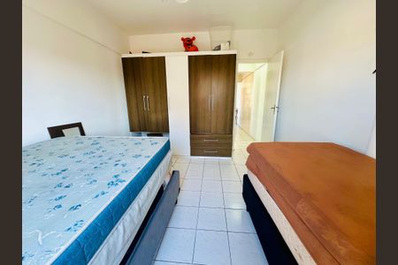 Quarto de apartamento para alugar com 1 quarto, 54m² em Vila Tupi, Praia Grande
