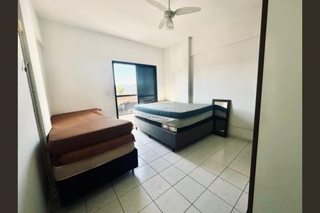 Quarto de apartamento para alugar com 1 quarto, 54m² em Vila Tupi, Praia Grande