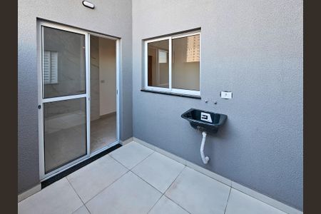 Apartamento à venda com 52m², 2 quartos e 1 vaga Apartamento à venda com 52m², 2 quartos e 1 vagaÁrea de Serviço