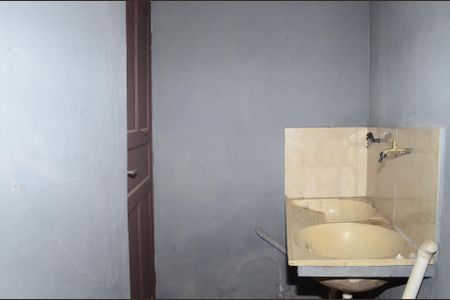 Casa para alugar com 30m², 2 quartos e sem vagaÁrea de Serviço