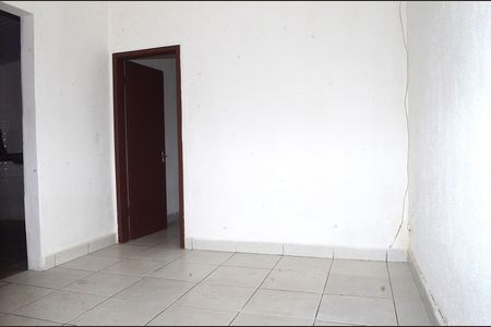 Sala de casa para alugar com 2 quartos, 30m² em Goiânia, Belo Horizonte