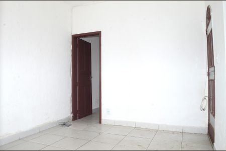 Sala de casa para alugar com 2 quartos, 30m² em Goiânia, Belo Horizonte