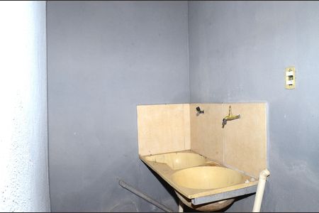 Casa para alugar com 30m², 2 quartos e sem vagaÁrea de Serviço