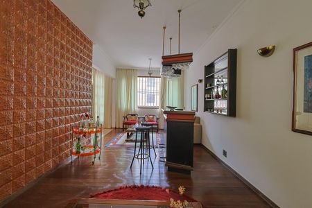 Casa à venda com 3 quartos, 230m² em Nova Suíça, Belo Horizonte