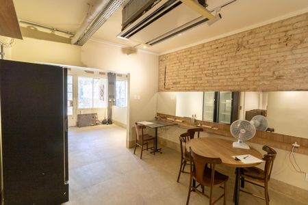 Casa à venda com 320m², 5 quartos e 2 vagasSala