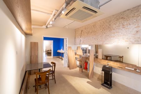 Casa à venda com 320m², 5 quartos e 2 vagasSala