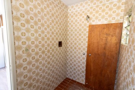 Casa à venda com 320m², 5 quartos e 2 vagasBanheiro