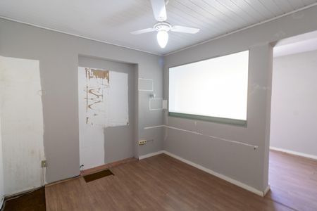 Casa à venda com 320m², 5 quartos e 2 vagasQuarto 4