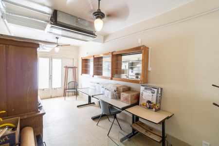 Casa à venda com 320m², 5 quartos e 2 vagasGaragem