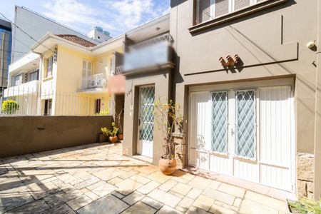 Casa à venda com 320m², 5 quartos e 2 vagasFachada