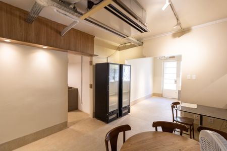 Casa à venda com 320m², 5 quartos e 2 vagasSala