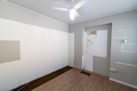 Casa à venda com 320m², 5 quartos e 2 vagasQuarto 4