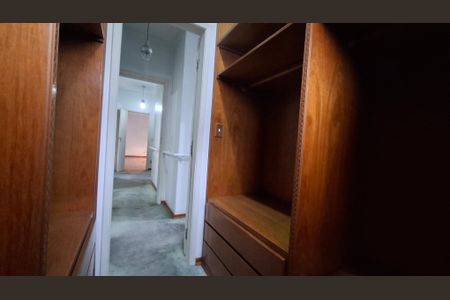 Apartamento à venda com 164m², 3 quartos e 1 vagaCloset Quarto 1 suíte