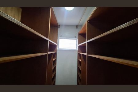 Apartamento à venda com 164m², 3 quartos e 1 vagaCloset Quarto 1 suíte