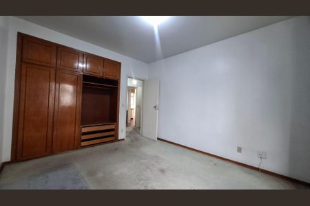 Apartamento à venda com 164m², 3 quartos e 1 vagaQuarto 2