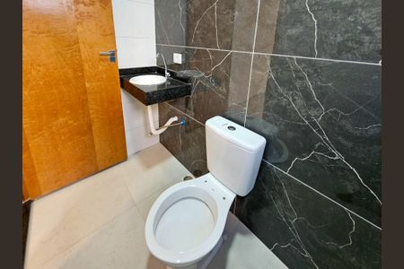 Apartamento à venda com 90m², 2 quartos e 1 vaga Apartamento à venda com 90m², 2 quartos e 1 vagaBanheiro