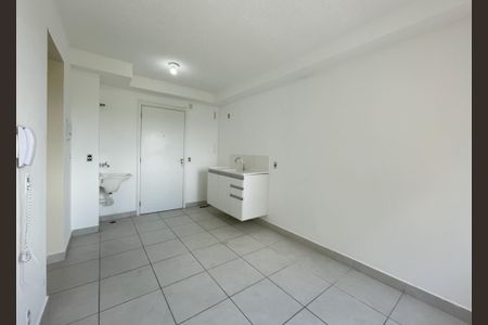 Apartamento para alugar com 32m², 2 quartos e sem vaga Apartamento para alugar com 32m², 2 quartos e sem vagaSala/cozinha