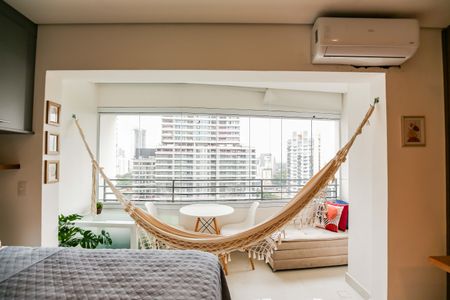 Apartamento para alugar com 25m², 1 quarto e sem vagaStudio - Quarto e Cozinha