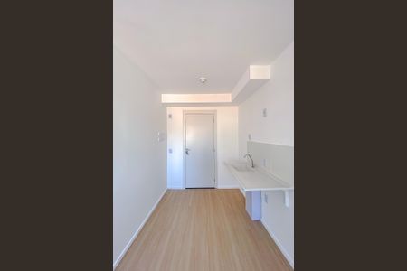 Cozinha de kitnet/studio para alugar com 1 quarto, 17m² em Mooca, São Paulo