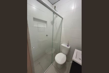 Banheiro de casa para alugar com 1 quarto, 55m² em Ratones, Florianópolis