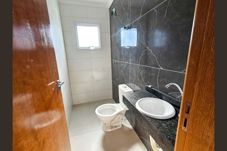 Apartamento à venda com 88m², 2 quartos e 1 vaga Apartamento à venda com 88m², 2 quartos e 1 vagaBanheiro
