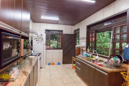 Casa de condomínio à venda com 418m², 4 quartos e 6 vagasCozinha