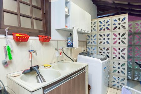 Casa de condomínio à venda com 418m², 4 quartos e 6 vagasÁrea de Serviço