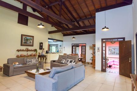 Casa de condomínio à venda com 418m², 4 quartos e 6 vagassala