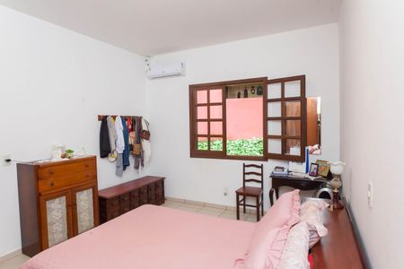 Casa de condomínio à venda com 418m², 4 quartos e 6 vagassuite 3