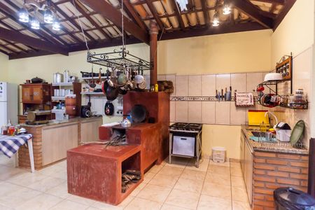 Casa de condomínio à venda com 418m², 4 quartos e 6 vagasCozinha - extarna