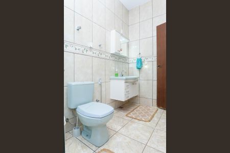 Casa de condomínio à venda com 418m², 4 quartos e 6 vagasBanheiro suite 2