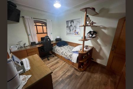 Casa à venda com 3 quartos, 250m² em Vila Irmaos Arnoni, São Paulo