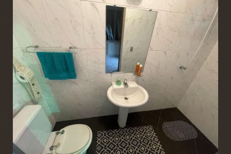 Casa à venda com 3 quartos, 250m² em Vila Irmaos Arnoni, São Paulo