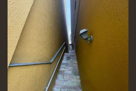 Casa à venda com 3 quartos, 250m² em Vila Irmaos Arnoni, São Paulo