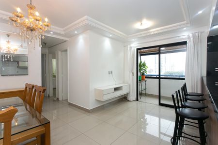 Apartamento à venda com 66m², 3 quartos e 2 vagas Apartamento à venda com 66m², 3 quartos e 2 vagasSala