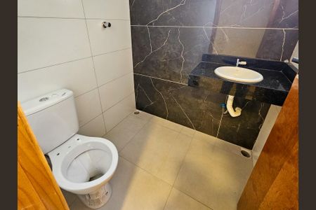 Apartamento à venda com 99m², 2 quartos e 1 vaga Apartamento à venda com 99m², 2 quartos e 1 vagaBanheiro da Suíte